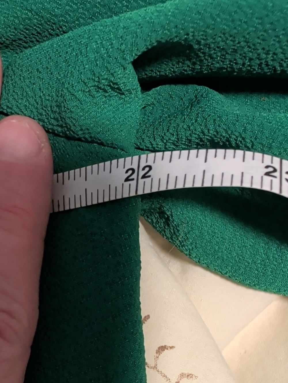 CeCe- Size L Emerald Green Ruffle Tie-Neck Blouse NWT - Picture 15 of 15